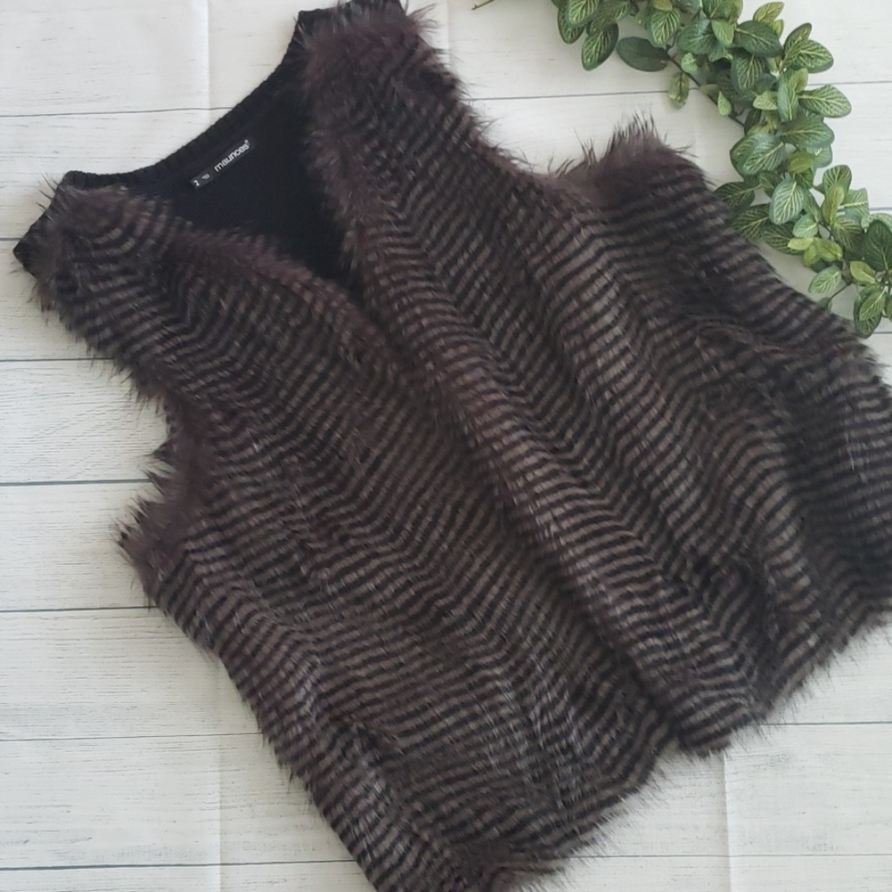 Maurices Faux Fur Open Front Vest Sweater Textured Brown Size 2X